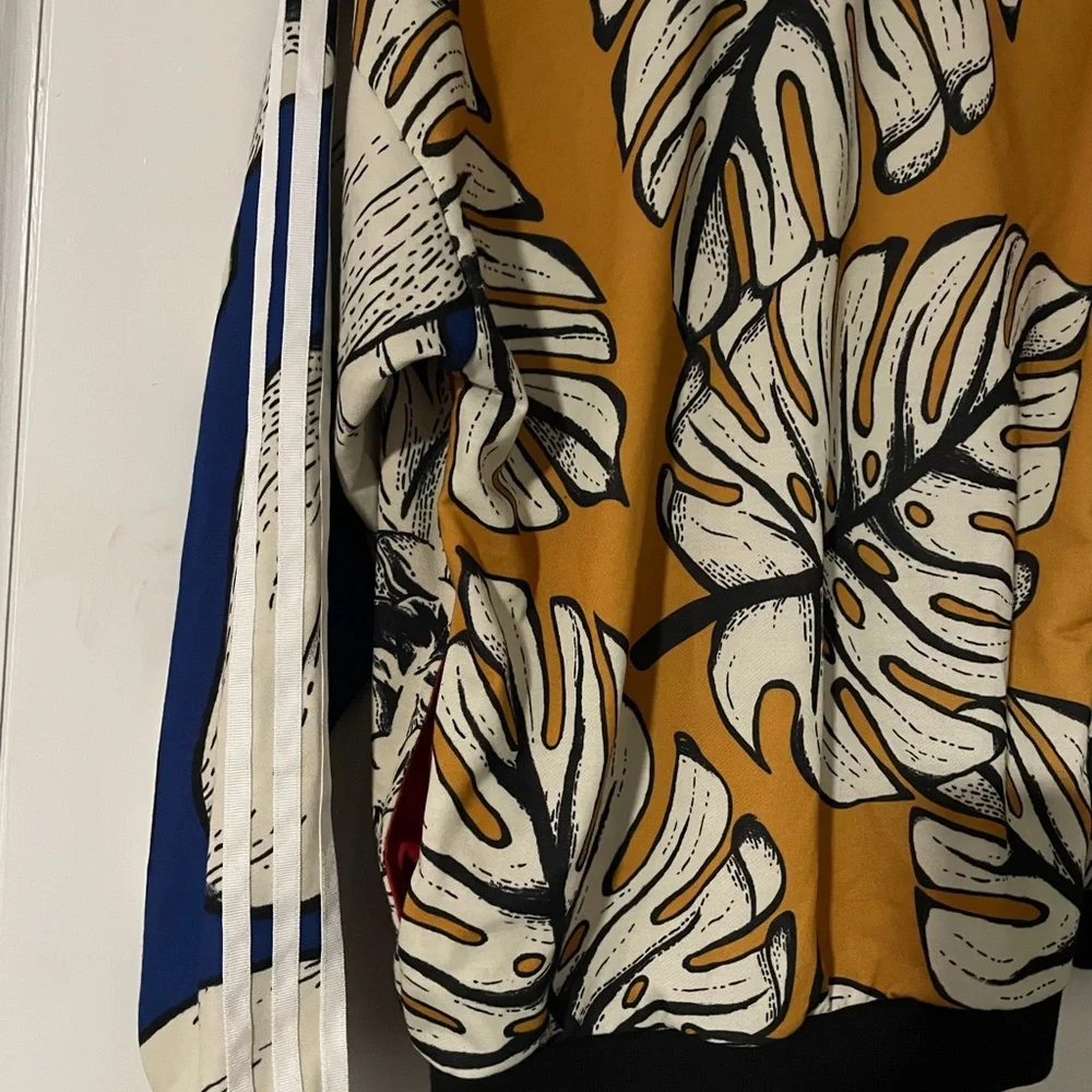 Adidas originals jacket - Picture 7 of 7